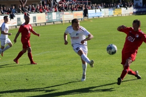 Mit Geisler-Hattrick ins Viertelfinale